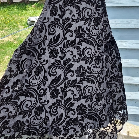 Halter Style Black Flocked Floral Tank - Picture 6 of 7